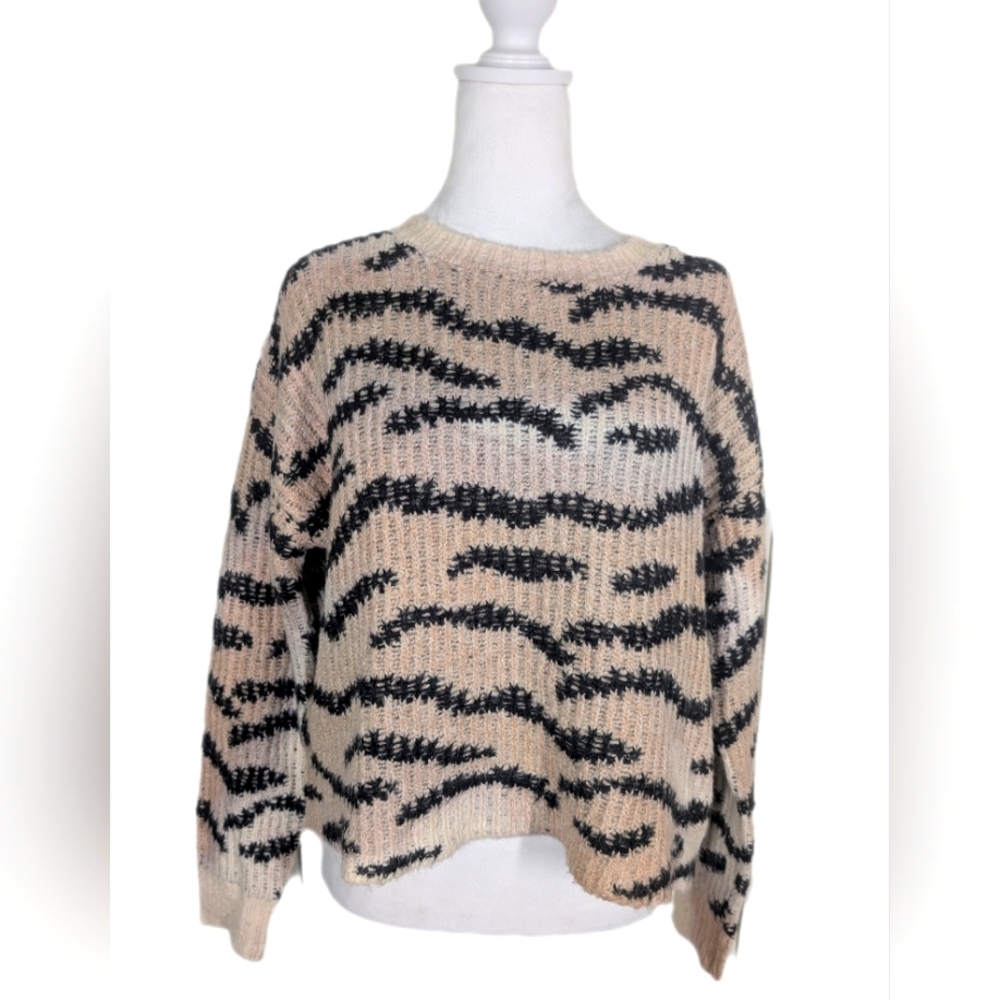 LINE Oversized Women's Animal Striped Cropped Boxy Cotton Blend Sweater -S-